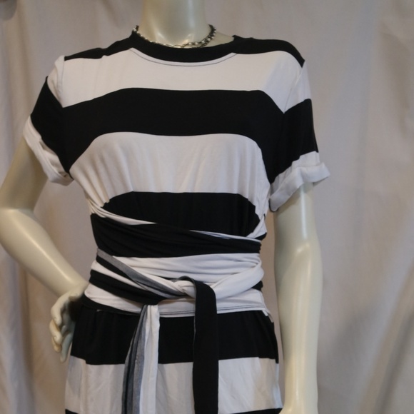 Alice + Olivia Striped Crossover Belt Dress NWOT - Picture 4 of 5